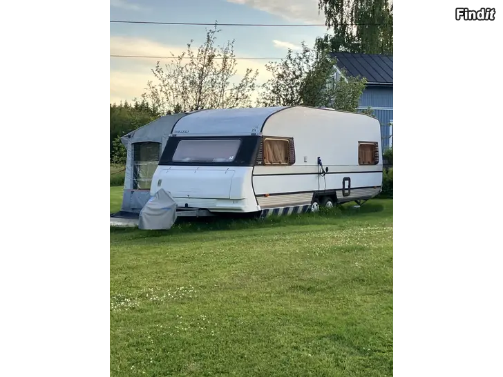 Myydään Solifer 6102i husvagn