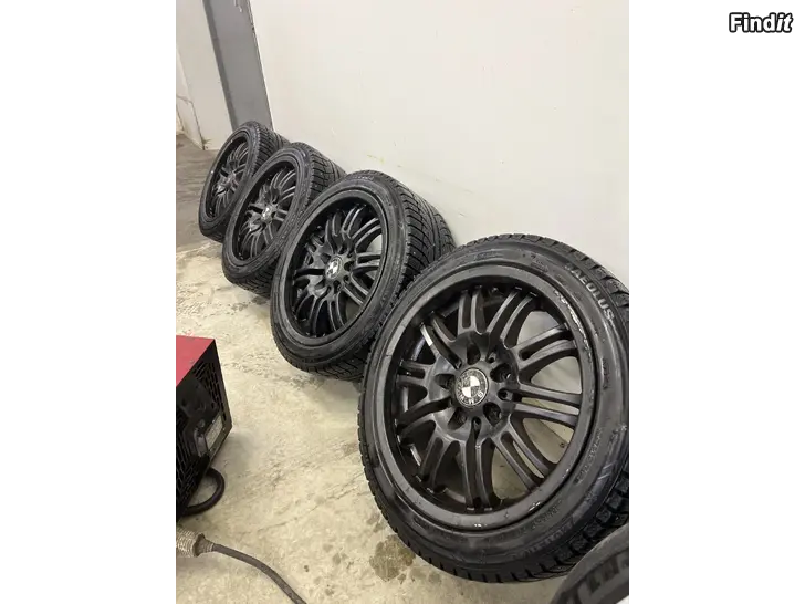 Säljes Bmw fälgar 17 5 x 120