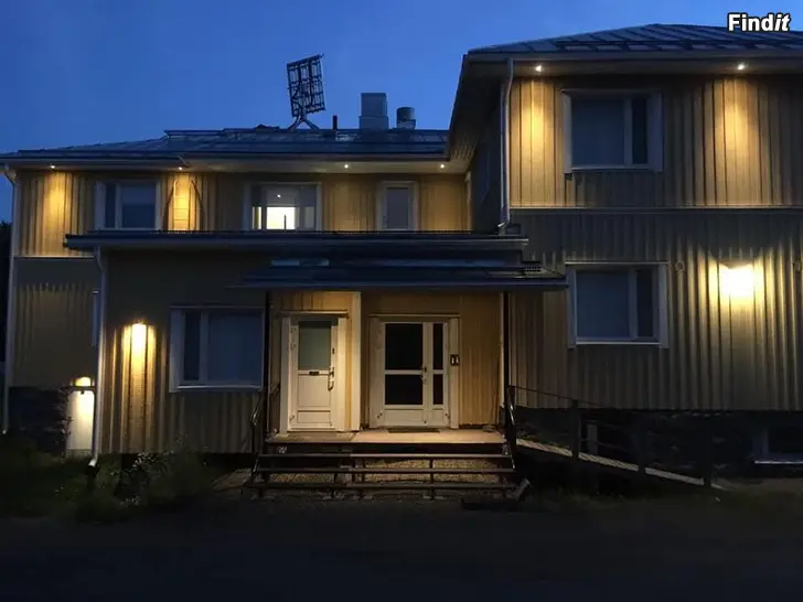 Uthyres Uthyres 1 rum och kokvrå i Solf centrum