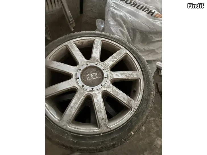 Säljes Audi Fälgar 18tum