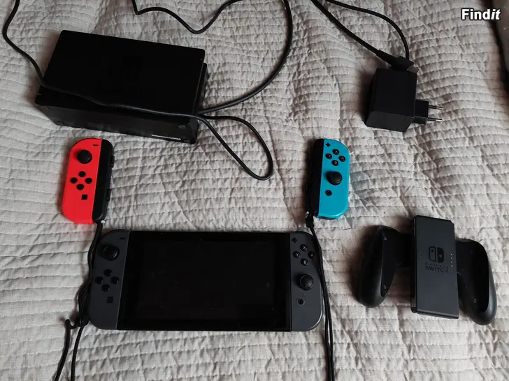 Säljes Nintendo Switch med 3 spel