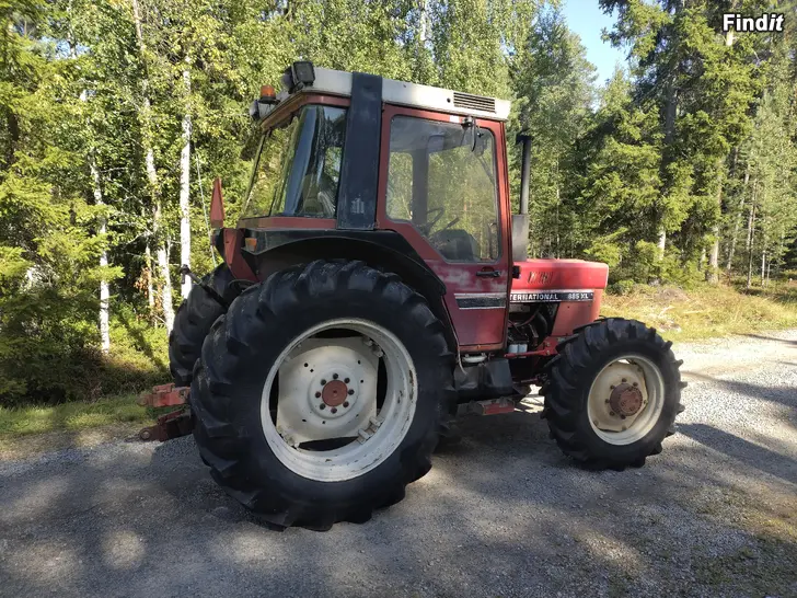 Säljes International 685 4x4