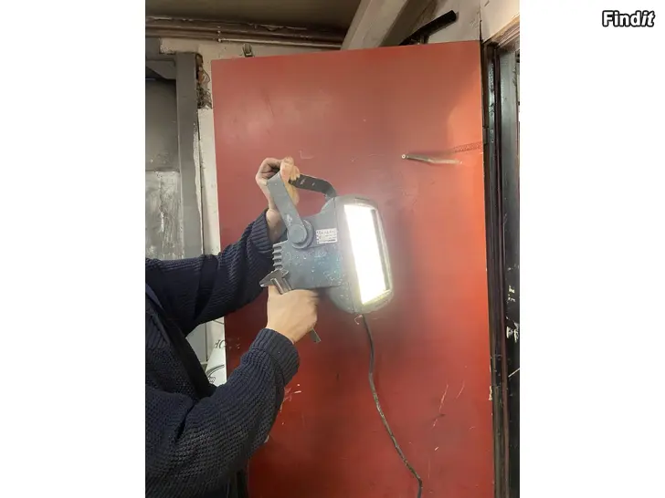 Säljes Kraftig strålkastare