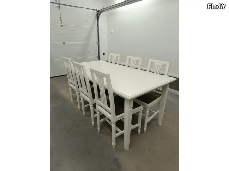 Säljes Pentik köksbord och 6st stolar