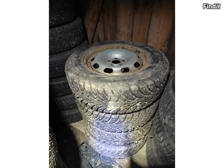 Säljes VAG 5x100 195/65R15 vinterdäck