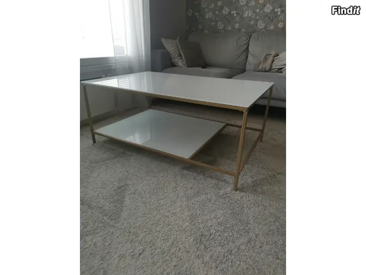 Säljes Vardagsrumsbord
