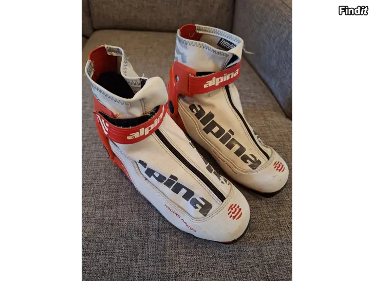 Säljes Skidskor strl 34 och 36