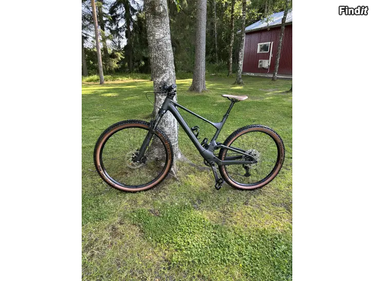 Säljes Scott spark 960