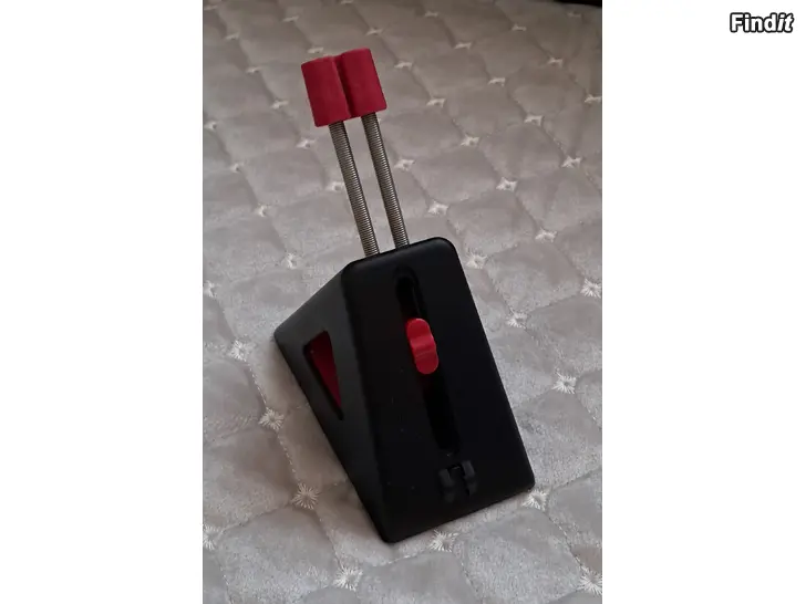 Myydään Hiiren kaapelipidike