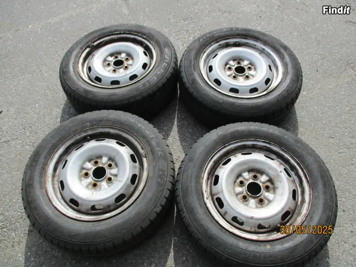 Myydään Kesärenkaat 185/65R14
