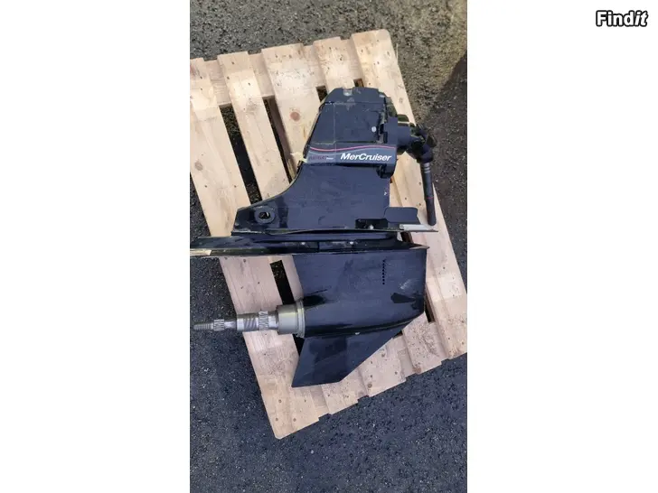 Säljes Mercruiser Bravo III Säljes Mercruiser Bravo III