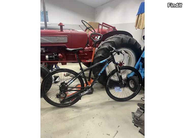 Myydään Trek xcaliber 7