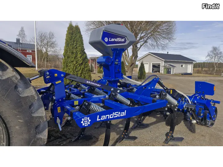 Säljes Landstal kultivator med pneumatisk såmaskin