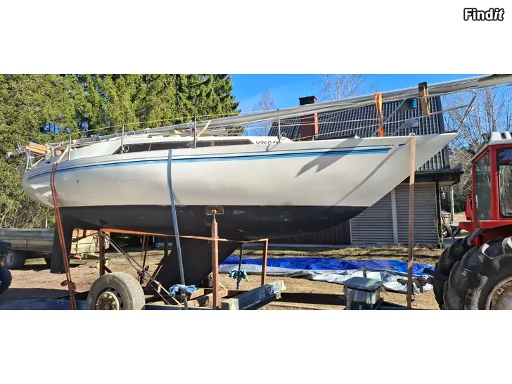 Myydään purjevene Becker 27