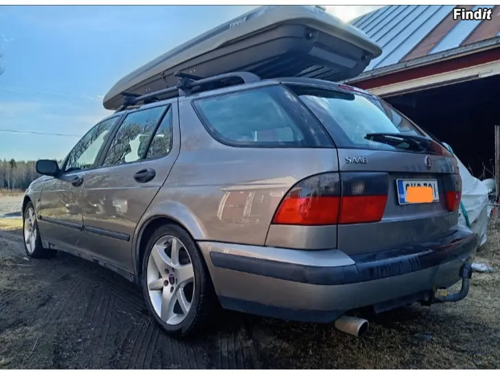 Vaihdetaan Saab 9-5 2.0t manuaali vaihto asuntovaunuun