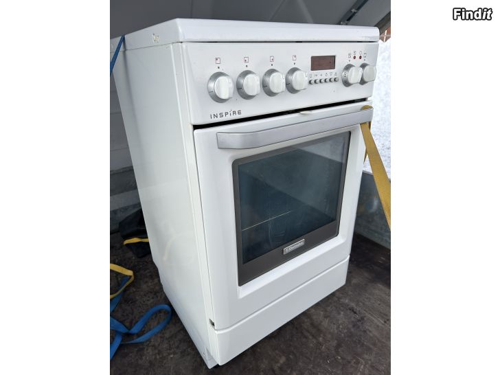 Säljes Electrolux keramisk spis 50cm