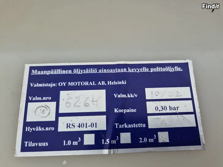 Säljes Oljetank innomhusbruk
