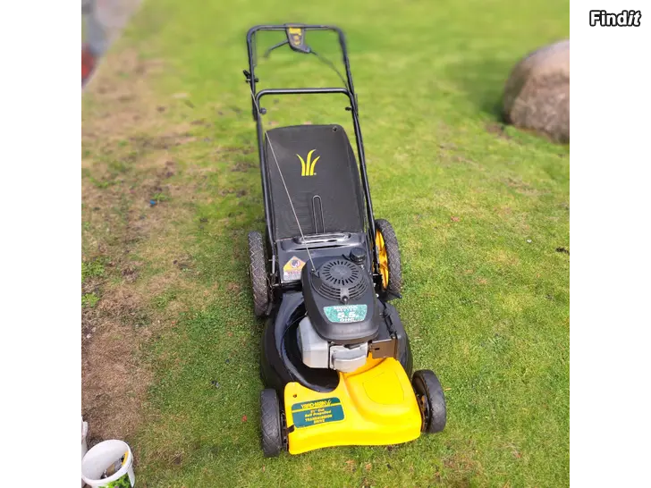 Säljes Gräsklippare YARD-MAN 21 HONDA OHC 5.5 FRAMHJULSDRIFT