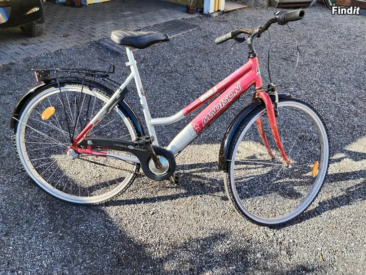 Myydään MADISON POLKUPYÖRÄ
