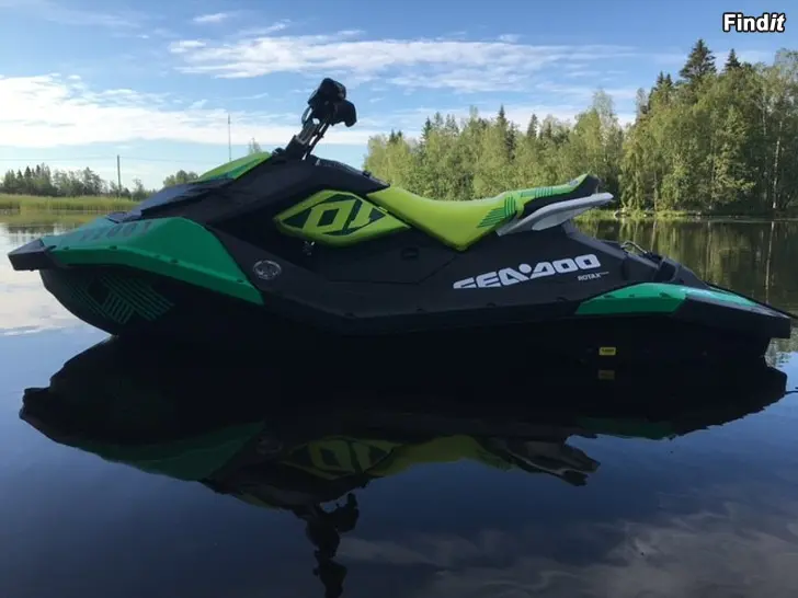 Säljes Sea-Doo Spark Trixx 2up