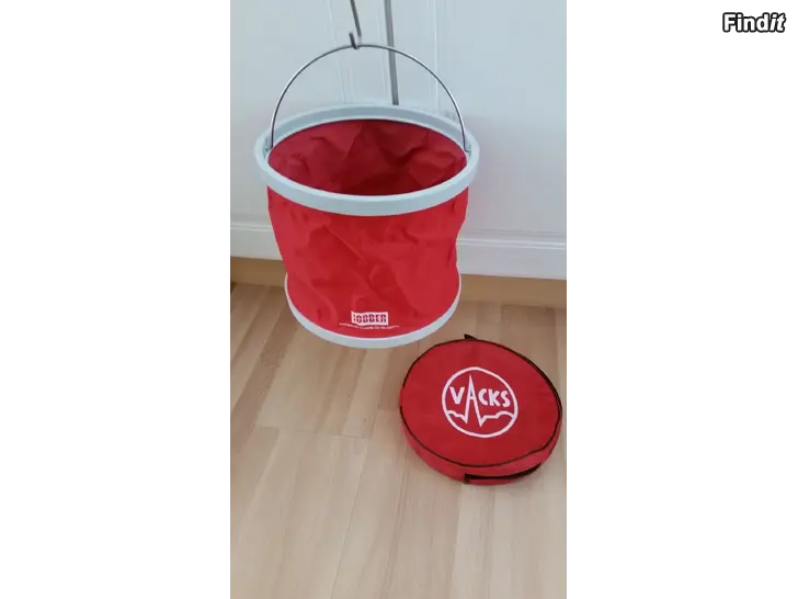 Myydään VACKS Jobber haitarisanko ja säilytyspussi punainen kangas -hinta 5e