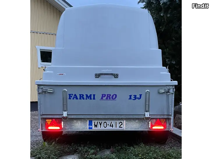 Säljes FARMI 13 PRO J bromsad släpvagn