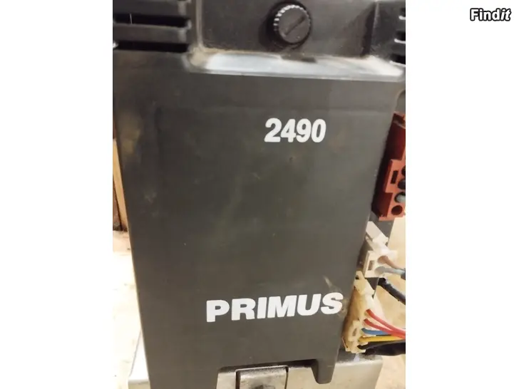 Myydään Primus 2490 musta boxi
