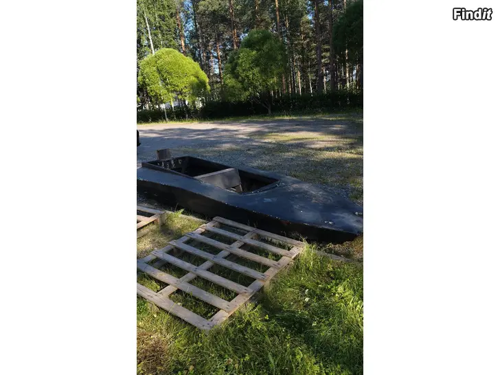 Säljes Liten båt Flugan