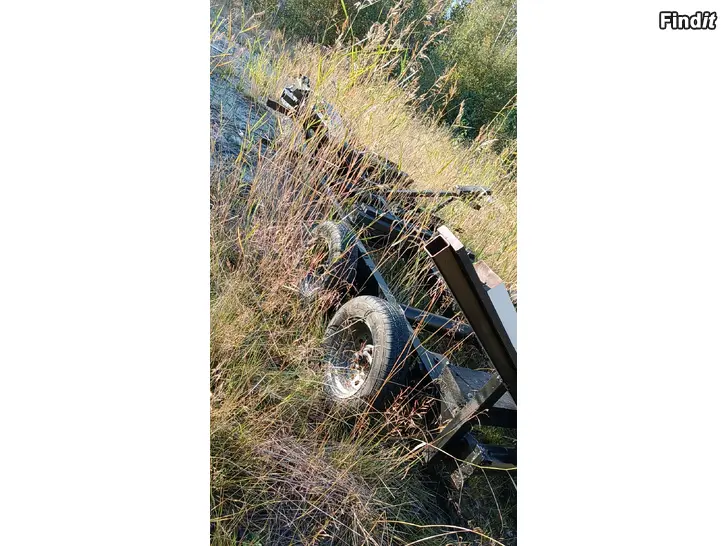 Säljes Traktor trailer