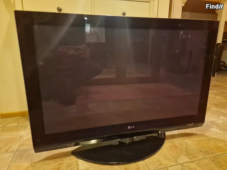 Säljes 100Hz TV 42 tum