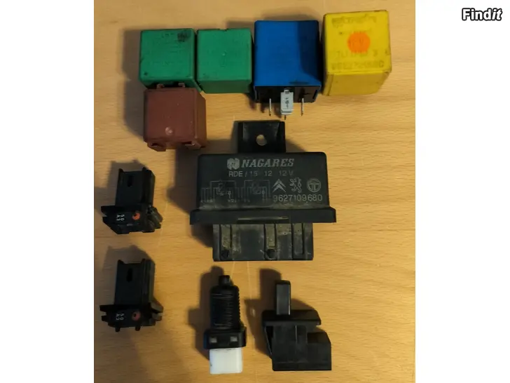 Myydään Polttoainerele releet mikrokytkin
