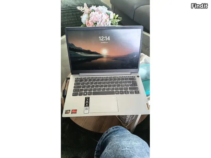 Myydään Lenovo IdeaPad 1