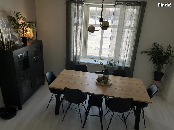 Säljes Matbord