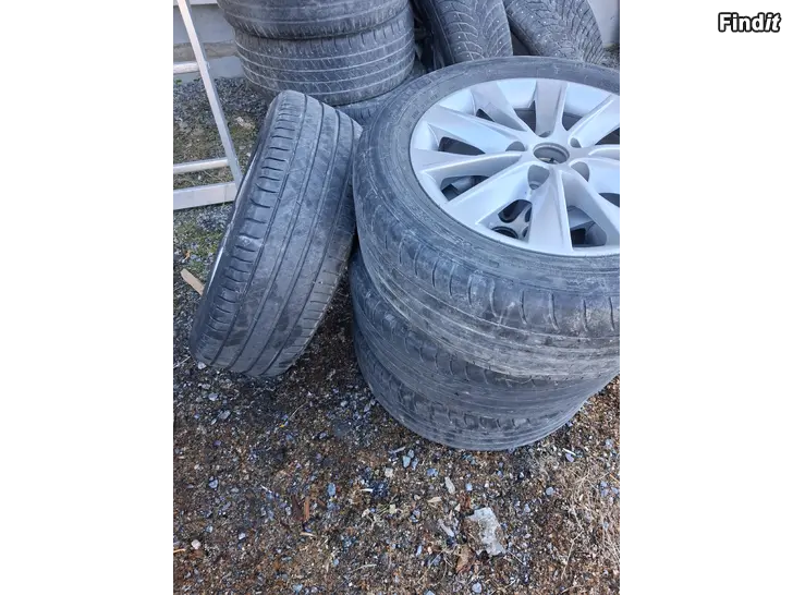 Säljes 215/55r16