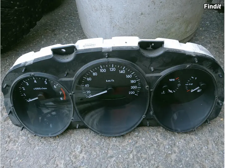 Myydään Daewoo Evanda 2004 mittaristo 96486927