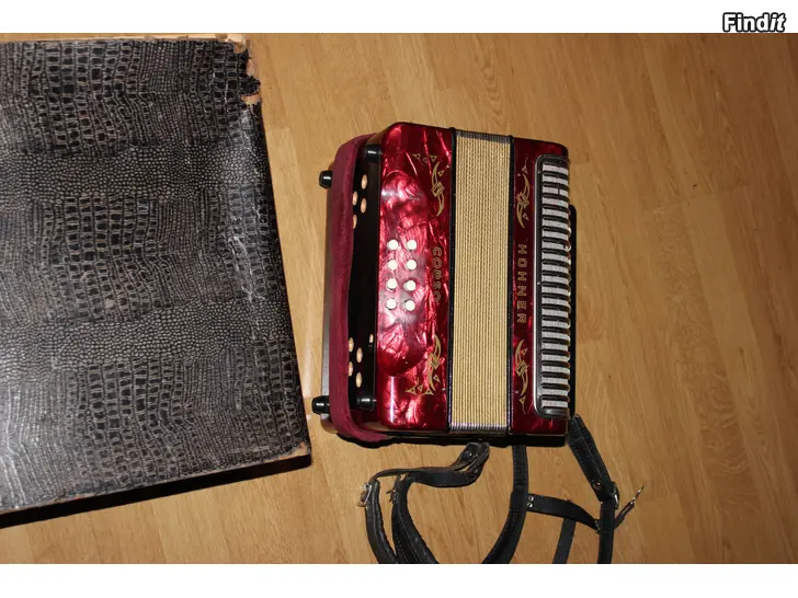 Myydään Dragspel  Hohner