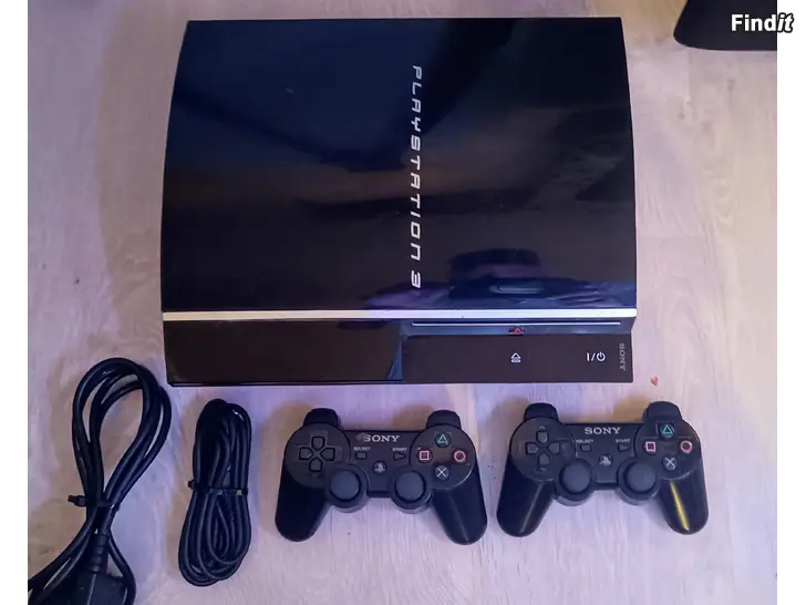 Myydään Playstation 3 slim+2 ohjainta+7kpl pelejä