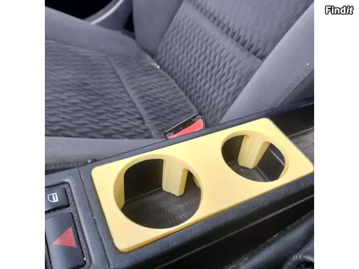 Säljes BMW E46 Kopphållare