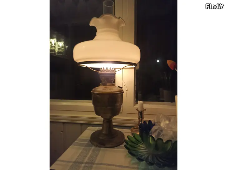 Säljes Olje lampa