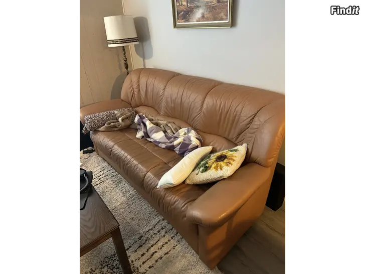 Säljes Soffgrupp 3+2 i skinn