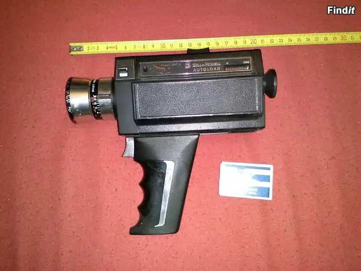 Vaihdetaan BELL  HOWELL AUTOLOAD Focus-Matic Model 492 SUPER 8mm Camera