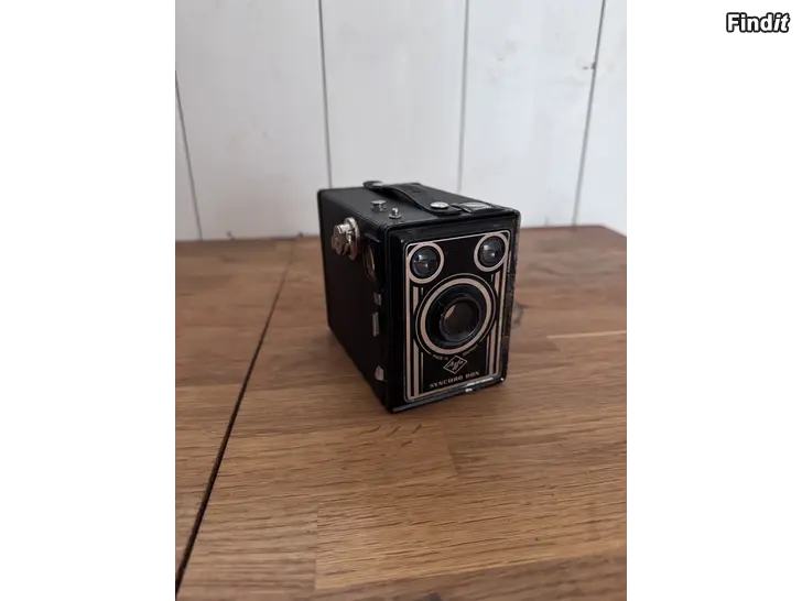 Säljes Antika dekorationer