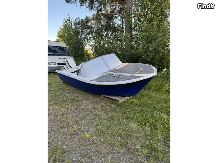 Säljes Marino mustang 20hp jonhson