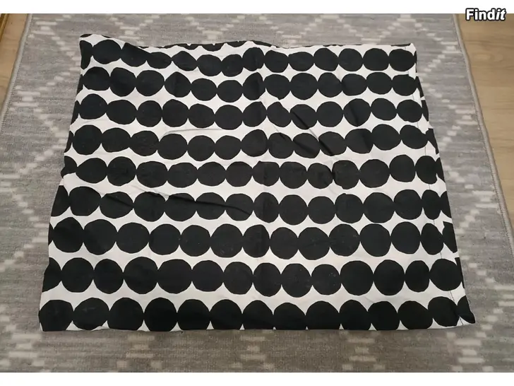 Säljes Marimekko räsymatto pussilakana + tyynyliina