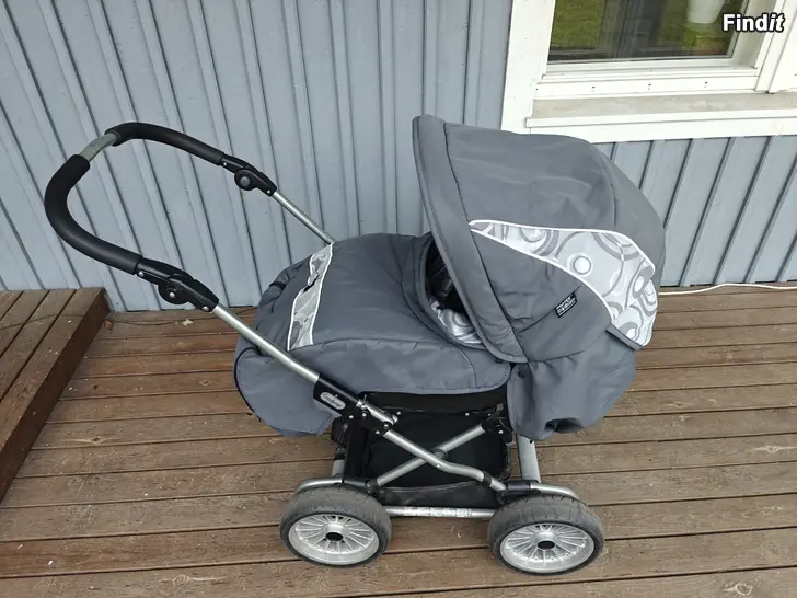 Säljes Emmaljunga City Cross + citykorg