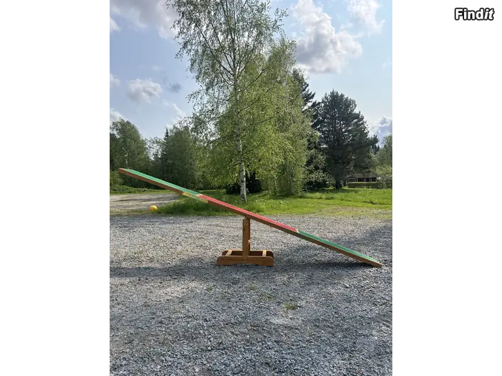 Säljes Agility gungbräda för hundar