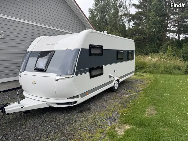 Myydään Perhevaunu Hobby 560 UL UKF