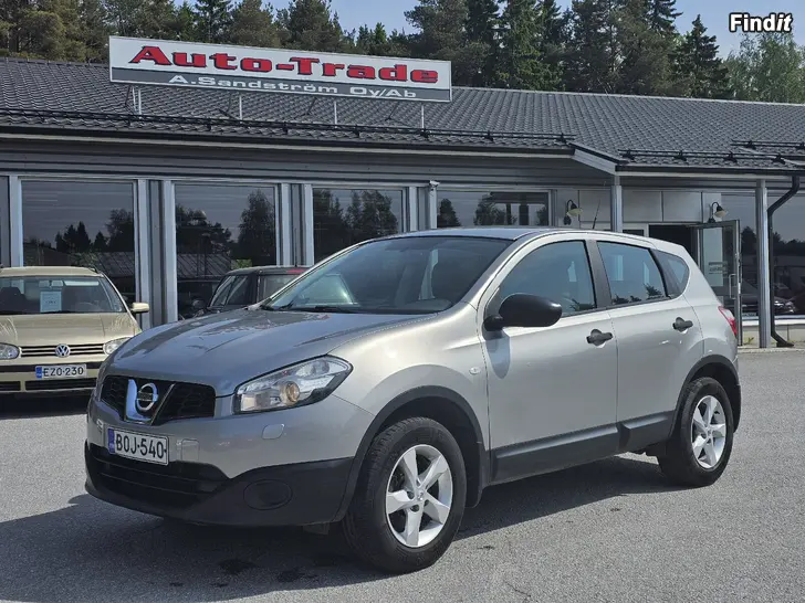 Myydään NISSAN QASHQAI 1.6i 5d, 221tkm -10 juuri kts