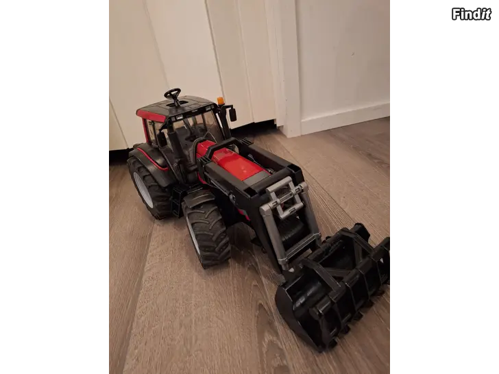 Säljes Bruder Valtra traktor med frontlastare