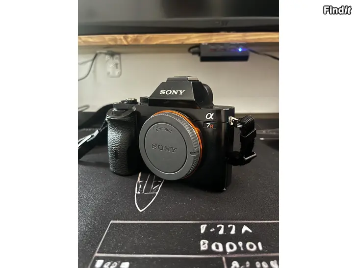 Myydään Sony A7R runko